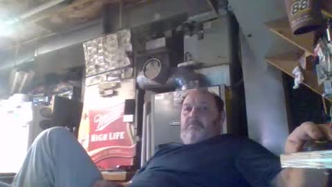 Snapshot of handiemanhere chatting on November 2025 02:18:01 PM naked man online show from November 2025 02:18:01 PM