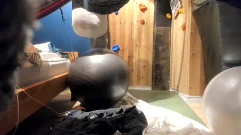 Snapshot of handncocknocum chatting on February 2025 06:55:01 PM handncocknocum online show from February 2025 06:55:01 PM