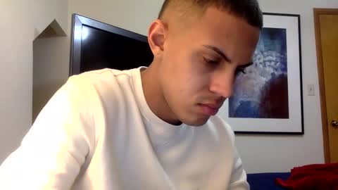 handsome01_ online show from December 2025 02:06:01 AM