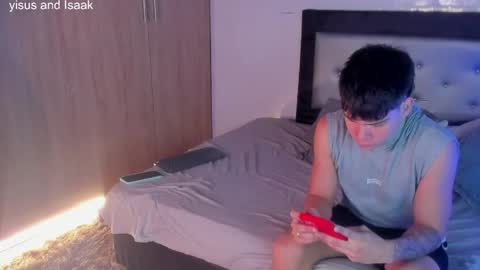 handsome_boys69 online show from April 2026 06:11:02 AM