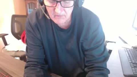 Snapshot of handsome_guy4u chatting on April 2026 03:53:02 PM handsome_guy4u online show from April 2026 03:53:02 PM