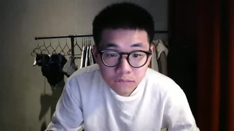 handsome_mannn online show from January 2025 08:21:01 PM