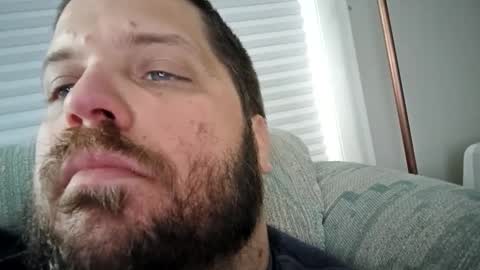 handsomedaddy198923 online show from September 2025 09:42:01 PM