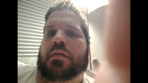 handsomedaddy198923 online show from November 2025 05:20:01 AM