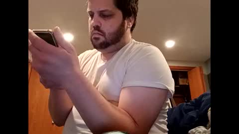 handsomedaddy198923 online show from November 2025 06:18:02 PM