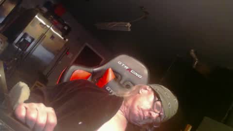 Snapshot of handyman5303 chatting on December 2024 11:22:02 AM Handystudman online show from December 2024 11:22:02 AM