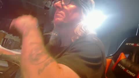 Snapshot of handyman5303 chatting on December 2024 08:53:02 AM Handystudman online show from December 2024 08:53:02 AM