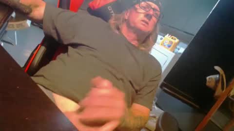 Snapshot of handyman5303 chatting on January 2025 08:56:01 AM Handystudman online show from January 2025 08:56:01 AM