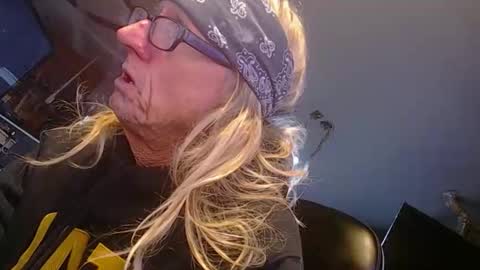 Handystudman online show from December 2025 01:05:02 PM