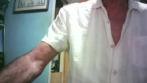 handymanforyou177322 online show from January 2026 01:08:02 AM