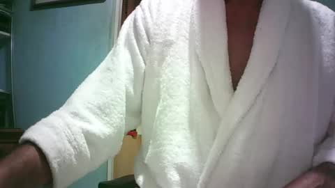 handymanforyou177322 online show from April 2026 10:32:01 PM