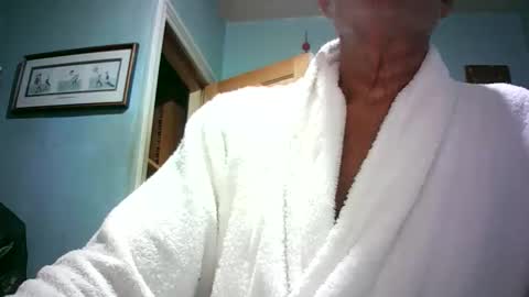 Snapshot of handymanforyou177322 chatting on June 2026 11:35:02 PM handymanforyou177322 online show from June 2026 11:35:02 PM