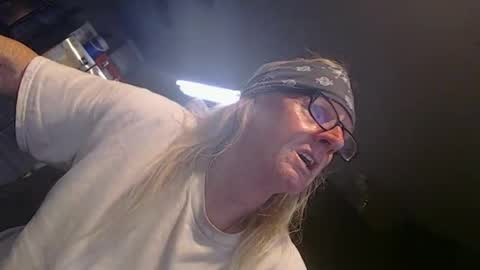 handystud33 online show from March 2026 06:28:02 AM