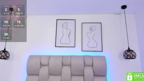 hanna__evans_ online show from April 2026 12:11:02 PM