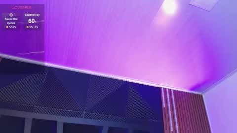 HANNA BECKER online show from February 2026 11:22:01 AM