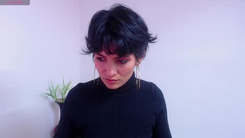 Sara online show from January 2025 06:23:02 PM