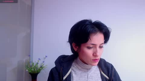 Sara online show from February 2025 04:21:02 PM