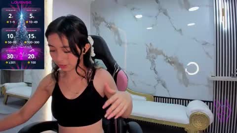 Hanna online show from December 2025 06:24:02 PM