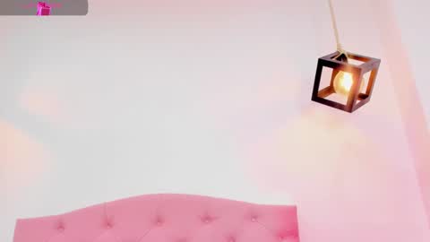 Snapshot of hanna_keller1 chatting on February 2025 10:04:01 AM Welcome Guys Im hannaHoney online show from February 2025 10:04:01 AM