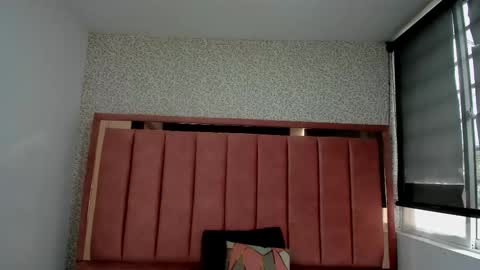  H A N N A  online show from October 2025 07:33:01 PM