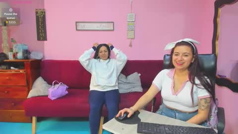 Hanna online show from November 2025 08:44:01 PM