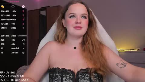 hanna montanas online show from November 2025 01:24:03 PM