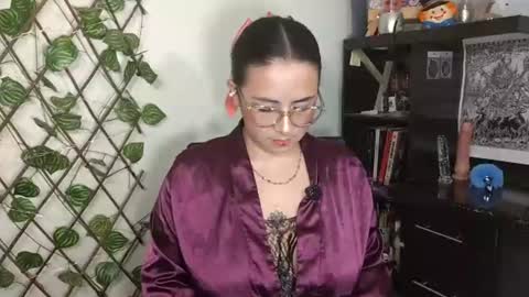 Snapshot of hanna_moons chatting on July 2026 03:57:02 AM hanna_moons online show from July 2026 03:57:02 AM