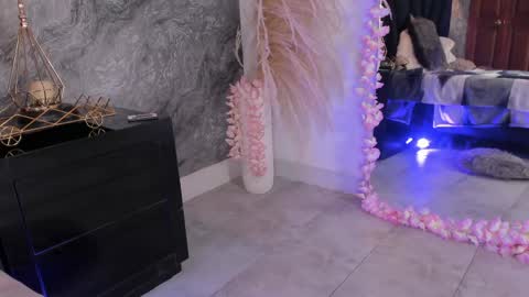 Hanna  online show from May 2026 12:07:01 AM