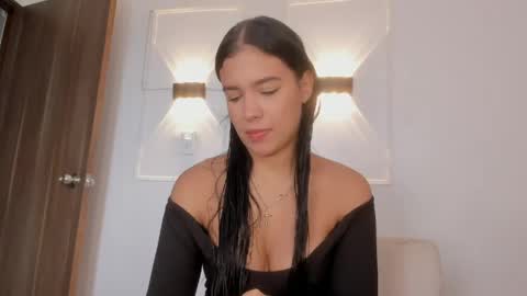 HANNA online show from April 2026 07:07:01 PM