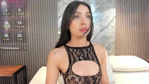 Snapshot of hanna_stell chatting on June 2026 12:00:02 PM Hanna S online show from June 2026 12:00:02 PM