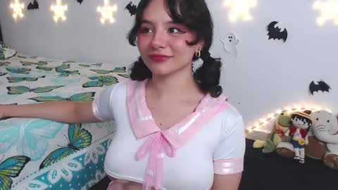 Hanna online show from November 2025 12:00:02 AM