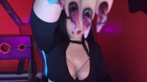 Hanna online show from September 2025 02:49:02 PM