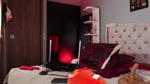 Hanna online show from March 2025 04:38:02 AM