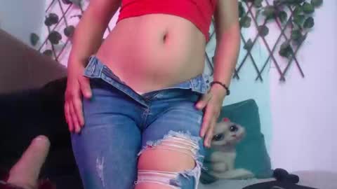 SARA  online show from December 2024 07:33:01 PM