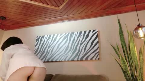 Hannah  online show from November 2025 02:45:02 AM