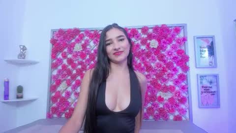 Hannah Miller online show from February 2026 12:42:01 PM