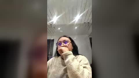 Hannah online show from July 2026 02:01:01 PM