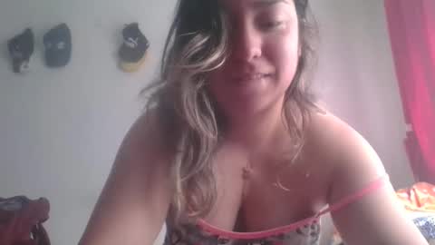 hannahevans2 online show from February 2026 02:22:01 PM