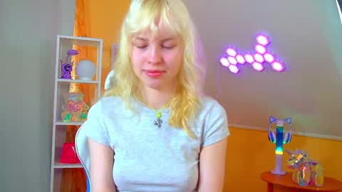 Hannah online show from April 2026 07:04:01 AM