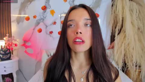 Hannahill69 online show from October 2025 04:57:01 AM