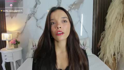 Snapshot of hannahill69 chatting on February 2026 04:51:02 AM Hannahill69 online show from February 2026 04:51:02 AM