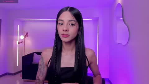 HANNAH J online show from November 2025 07:13:01 PM