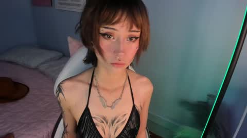 Hannah online show from April 2026 12:30:02 PM