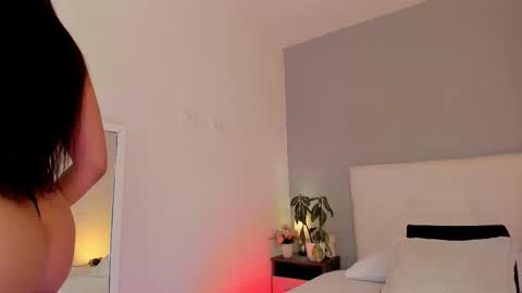 hannamartinnez online show from October 2025 04:39:02 PM