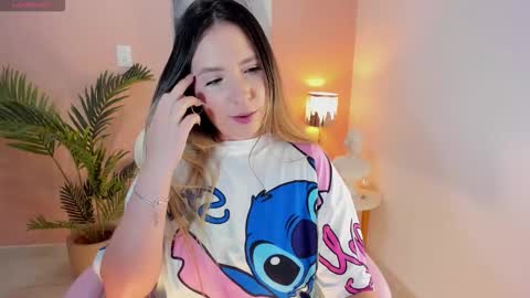 Hanna Miller  online show from January 2026 07:43:02 AM