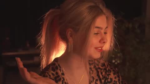 Snapshot of hannasthesia chatting on March 2025 02:36:02 AM Hanna online show from March 2025 02:36:02 AM