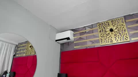 Snapshot of hanny_bliss chatting on January 2026 02:28:01 AM Hanny online show from January 2026 02:28:01 AM