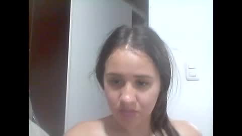 Snapshot of hanny_kail chatting on February 2026 10:25:02 PM hanny online show from February 2026 10:25:02 PM