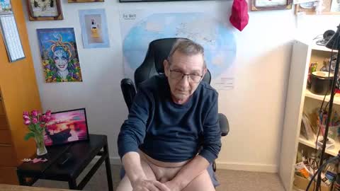 Snapshot of hansi63 chatting on February 2025 10:54:01 AM charly online show from February 2025 10:54:01 AM