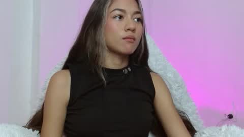 Snapshot of hantonella chatting on November 2025 08:30:02 PM Anto online show from November 2025 08:30:02 PM